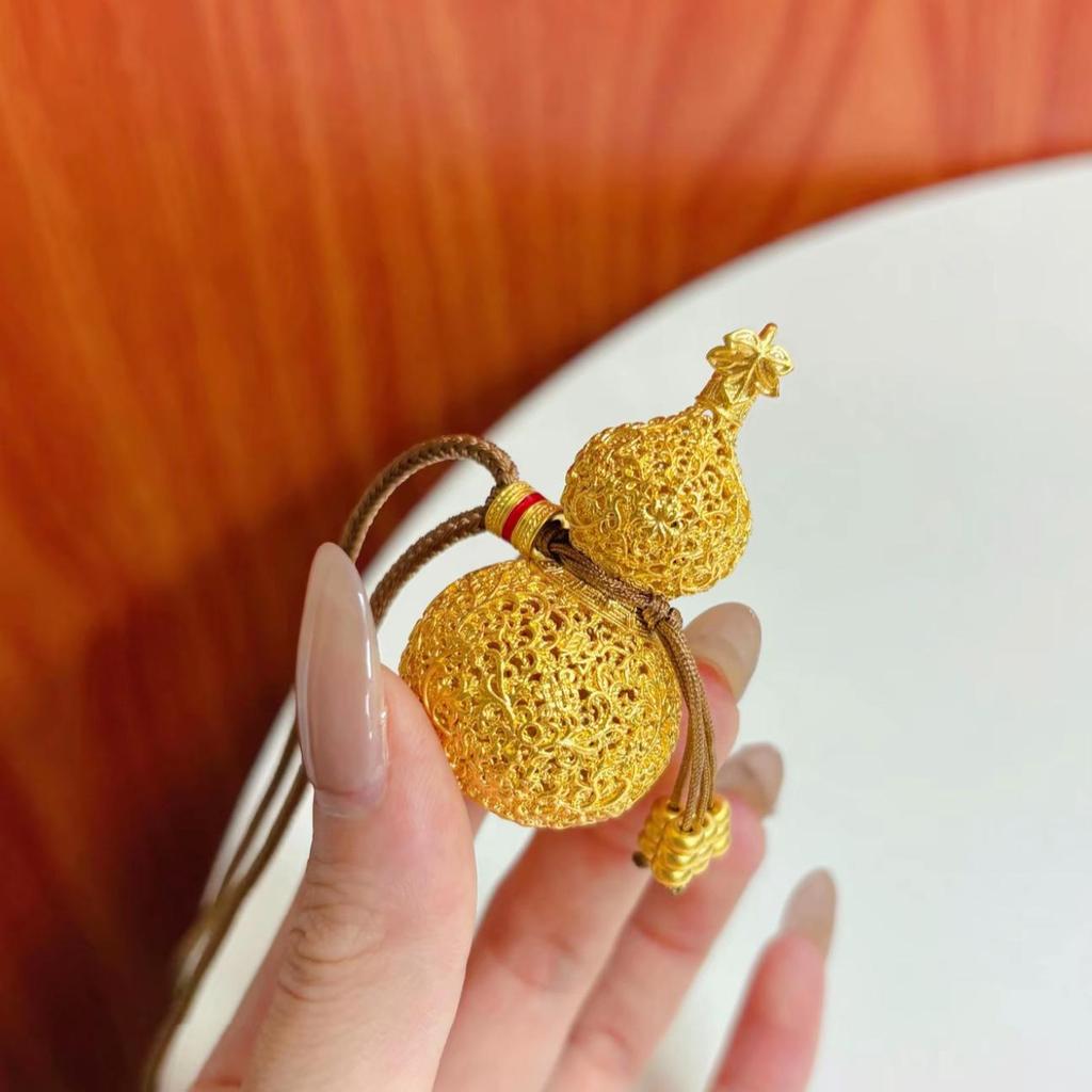 Gold Sand Eight Treasures Compass Pendant Necklace with Gourd Charm for Women