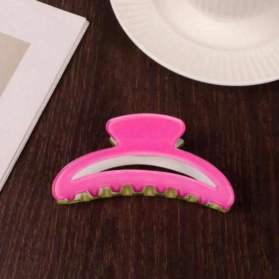 Hair Claw Contrast Color Hollow Design Back Head Shower Clip Anti-slip Medium Size Shark Hair Claw Versatile Hair Accessory