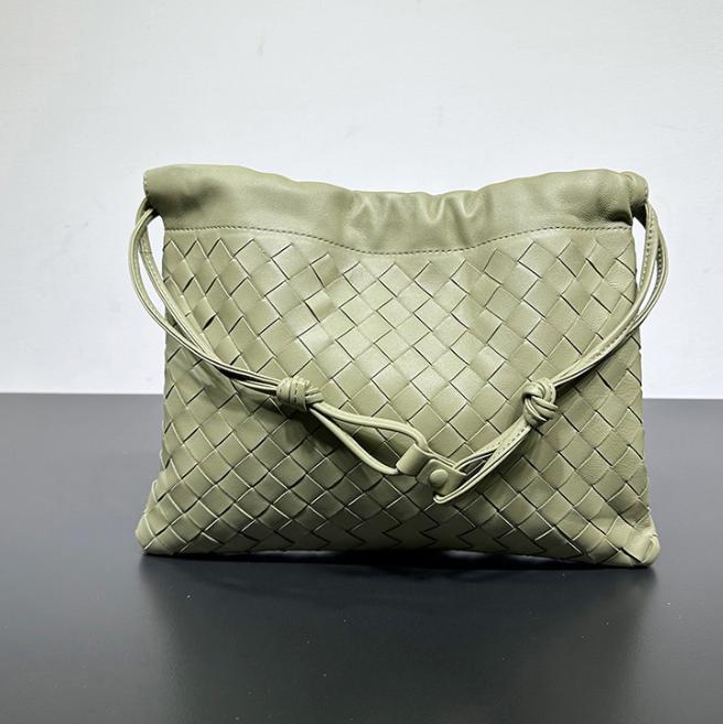 New Sheepskin Hand Woven Garbage Bag Lucky Bag Women's Large Capacity Tote Bag Versatile Single Room Armpit Bag