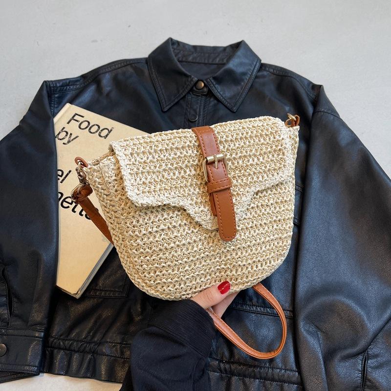 Fashion Bag Women's New Casual Versatile Beach Travel Personalized Messenger Bag