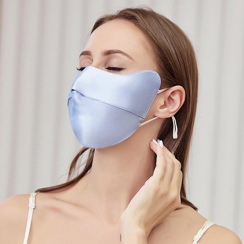 

Шелковая маска от солнца для чувствительной кожи - Градиент румянца, Дышащая защита от УФ-лучей, Полное покрытие лица с уголками для глаз из шелковицы.