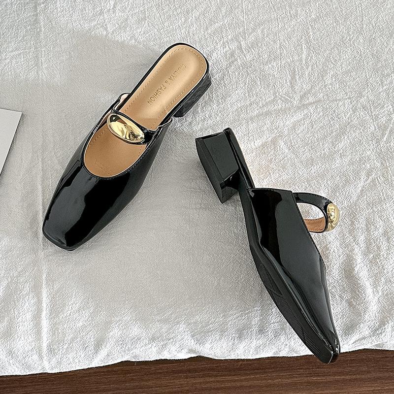 

J 2025-3 square head bag head cool slippers women s summer wear thick heel half drag 2025 summer sandals single shoes Muller shoes 40 чёрный