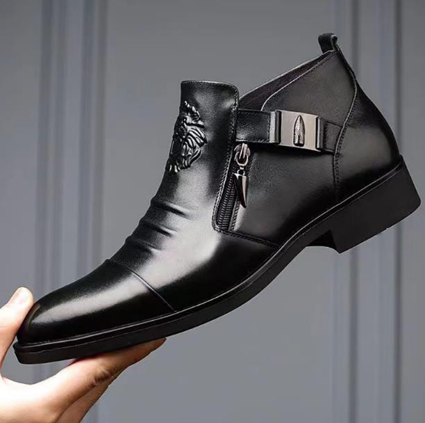 Moda Męskie Buty Kowbojskie Vintage Skórzane Pasek z Klamrą Punk Botki Szpiczasty Nosek Buty Motocyklowe buty do kostki sepatu pria Czarne