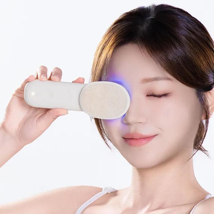 Oha Cold and Hot Vibration Cleanser Facial Beauty Device Massager Face Washing Electric Silicone Cleanser