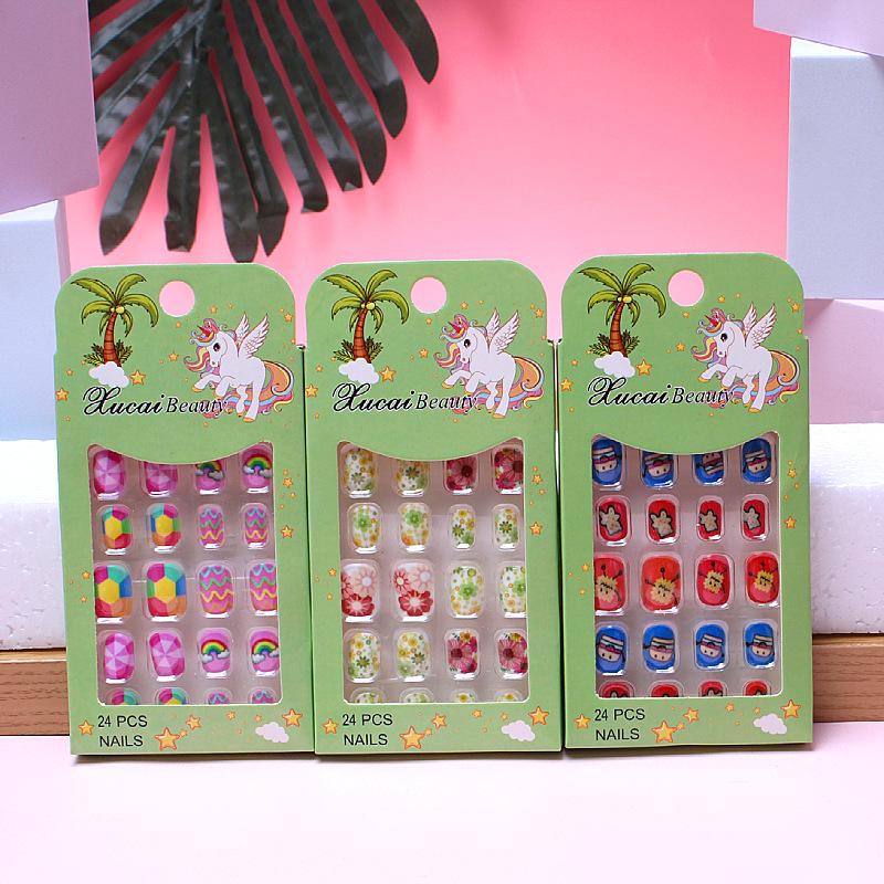 24-Piece Children's Press-On Nails: Self-Adhesive, Trendy Nail Art Stickers and Wearable Nail Accessories