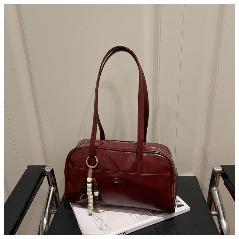 A Retro, Large-capacity, Casual, Daily Underarm Bag for Women with A Single Shoulder for Commuting