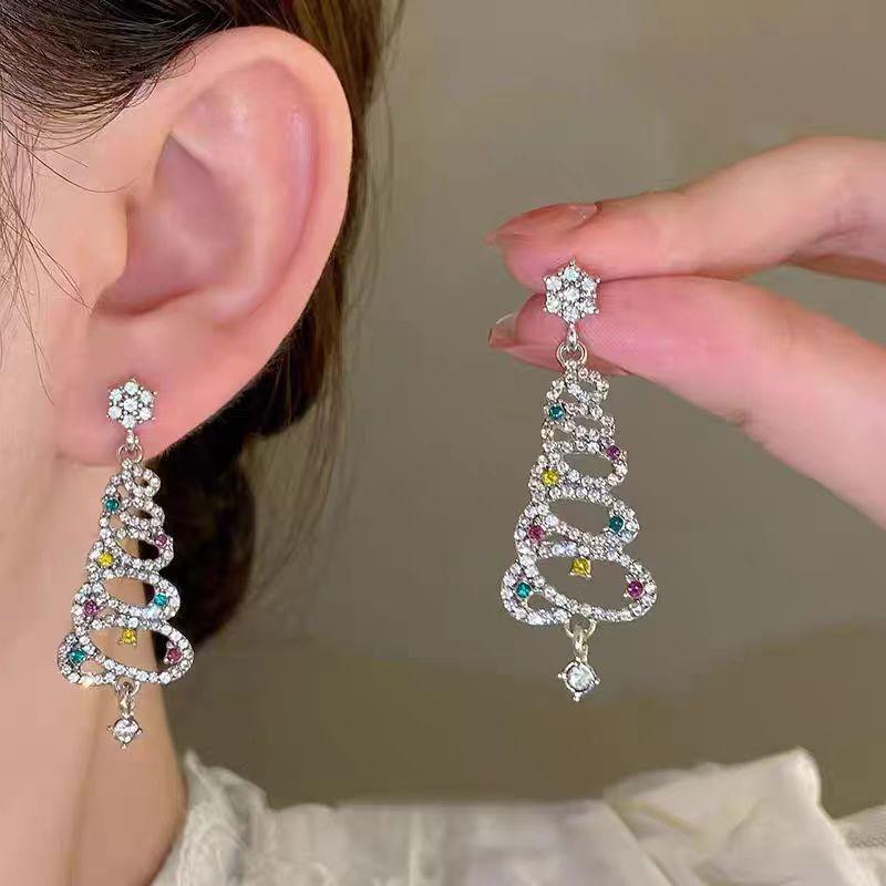 Christmas Series Earrings Christmas Tree Studs Niche Design Asymmetric Festive Atmosphere Earrings