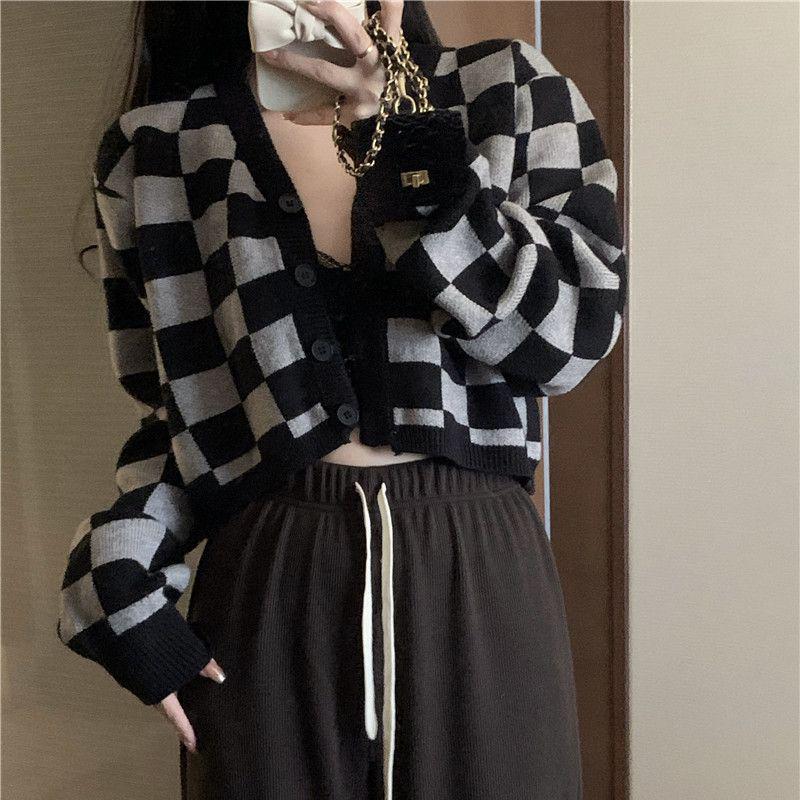 2023 Autumn Winter Women's Korean Plaid Knit Cardigan