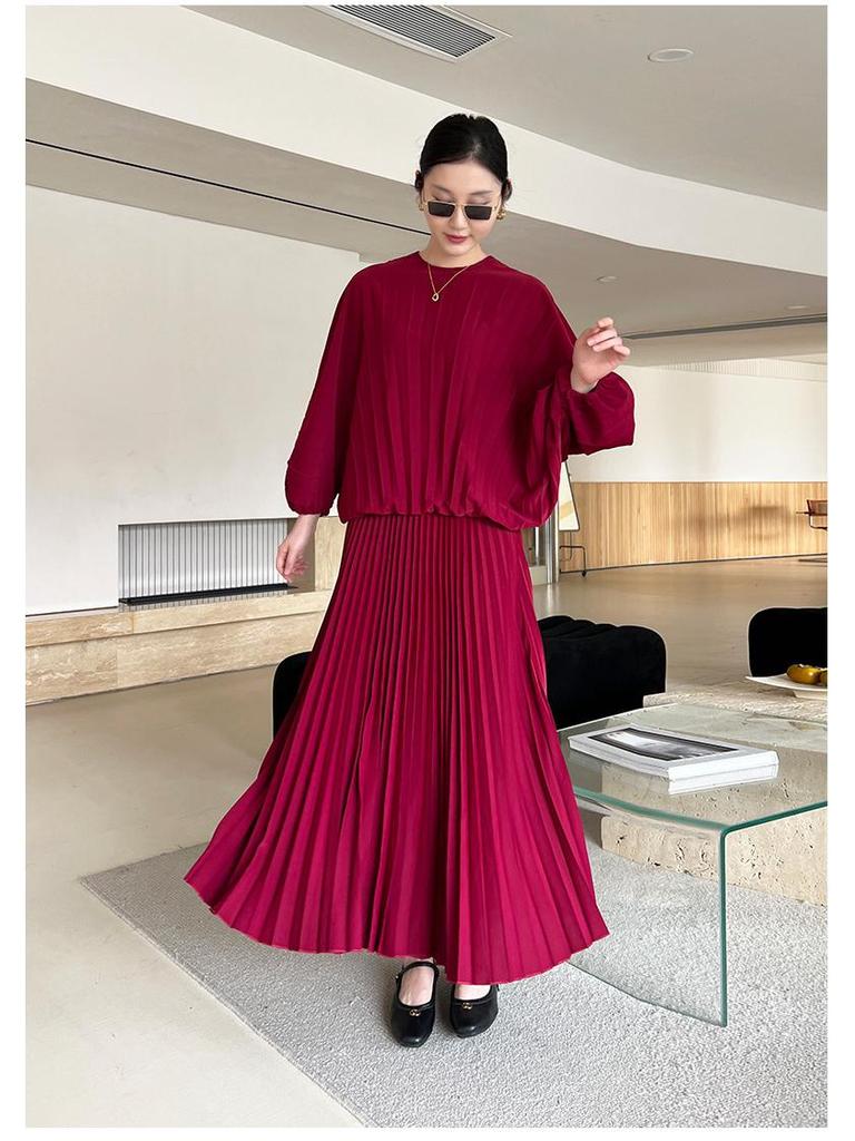 High-End 2026 Pleated Plus Size Loose Shirt - Versatile for Autumn and Spring Lazy Casual Style