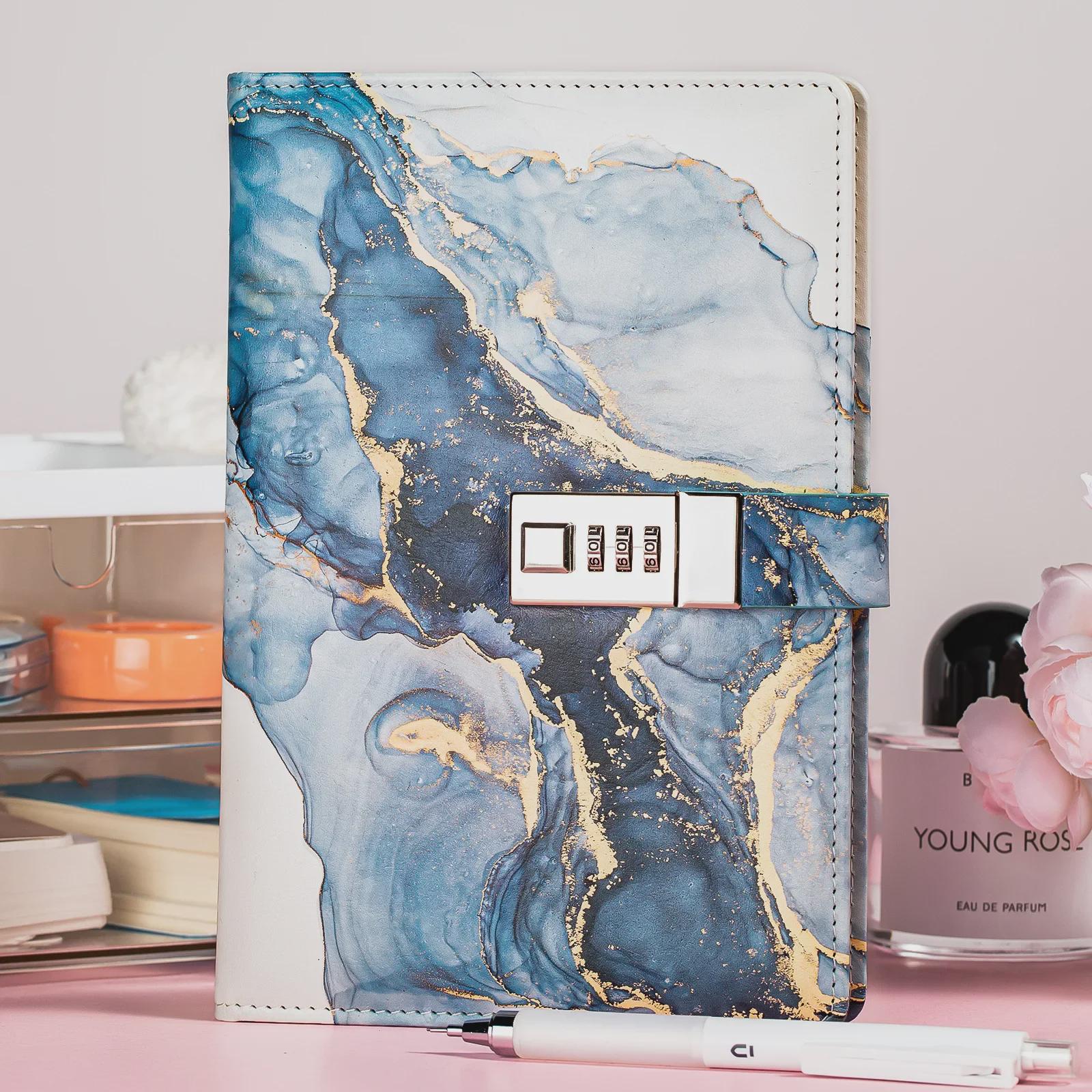 

Записная книжка-дневник из искусственной кожи формата А5 с защитой паролем
