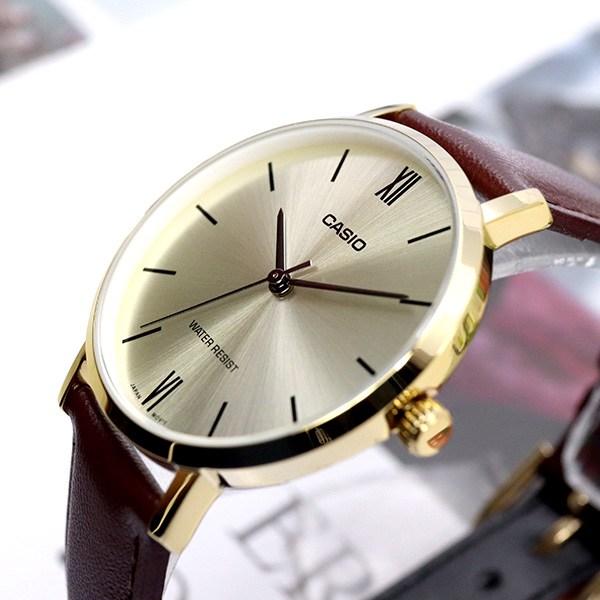 Casio vintage large size round slim design women's casual leather watch