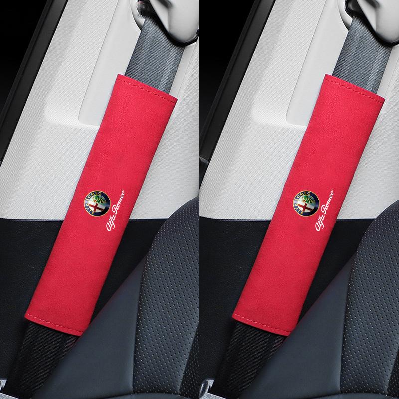 

For Alfa Romeo 2026 Hot Sticker 2Pcs Car Seat Belt Cover Shoulder Pad For Alfa Romeo Giulia Stelvio Giulietta 156 159 147 Mito T красный