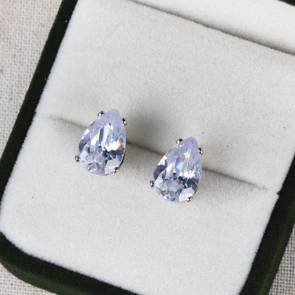Delicate Water Drop Shaped Stud Earrings Luxury Silver Color Crystal CZ Ear Earrings for Women Fashion Versatile Jewelry