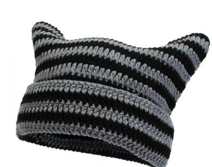 Japanese Cute Stripe Little Devil Pom-pom Knit Hat with Ear Protection for Autumn and Winter Warmth