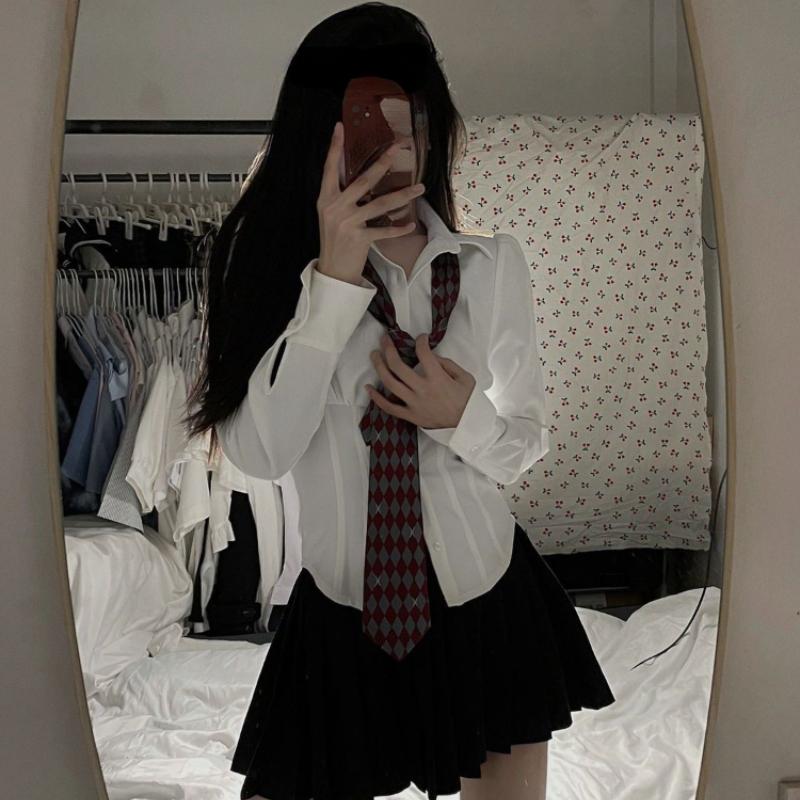 Košile Dámské Jednobarevné Preppy Styl Sladké Jednoduché Blusas Ležérní Základní Uvnitř Štíhlá Žena Hipster Ulzzang JK Všestranné topy Populární vložky