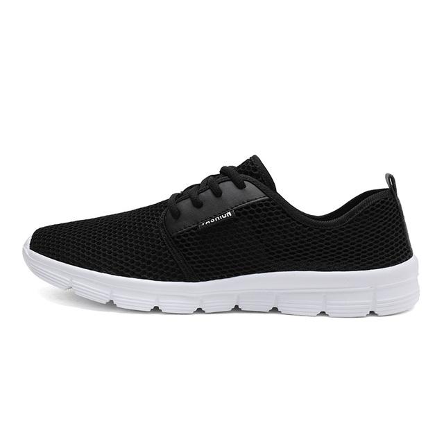 Four Seasons Couples Classic Simple Daily Travel Versatile Solid Color Lightweight Breathable Mesh Shoes Plus Size 35 -48