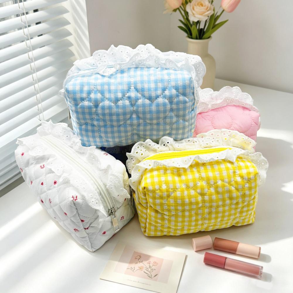 Lace Floral Plaid Makeup Bag Large Capacity Portable Multifunctional Toiletry Bag Cute Travel Storage Bag Cosmetic Accessories