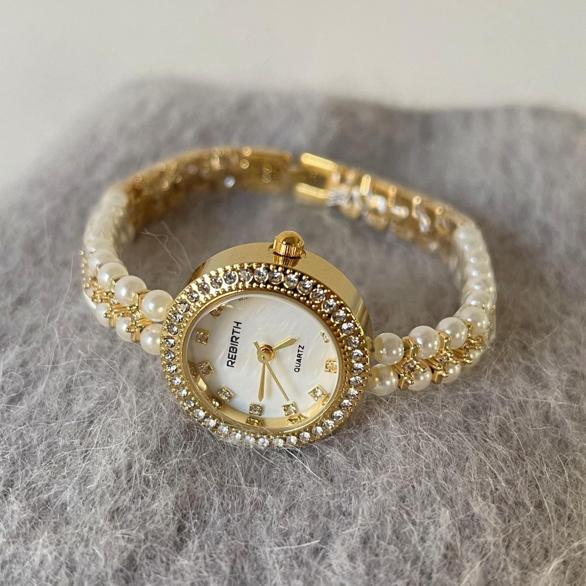 Watch Women s Niche Light Luxury Retro Exquisite High-end Gold Steel Belt Watch