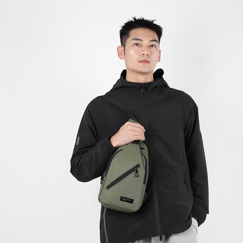 Multifunctional Men's Chest Bag Outdoor Business Shoulder Mobile Phone Bag Water-repellent Riding Crossbody Bag