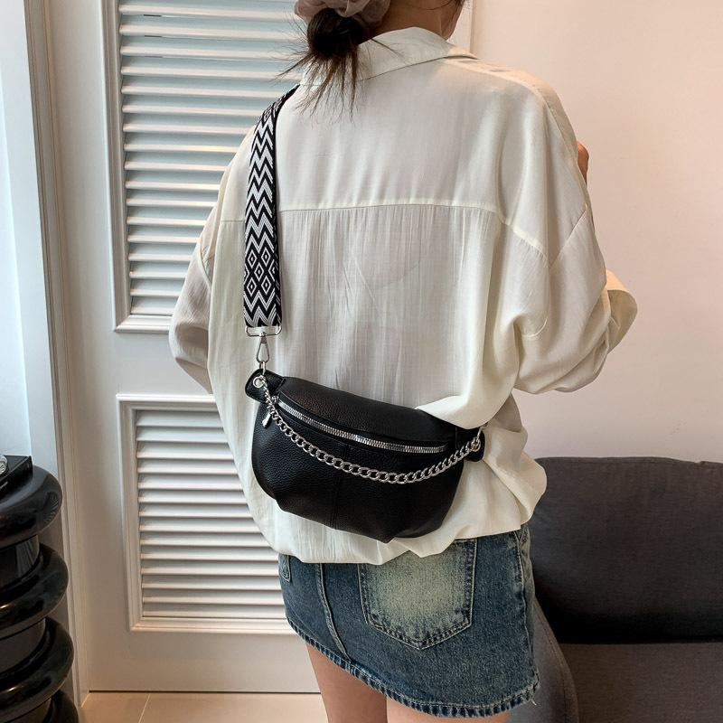 Super Fire Breast Bag Chain Texture Fanny Pack Women'S Literary Shoulder Bag Tide