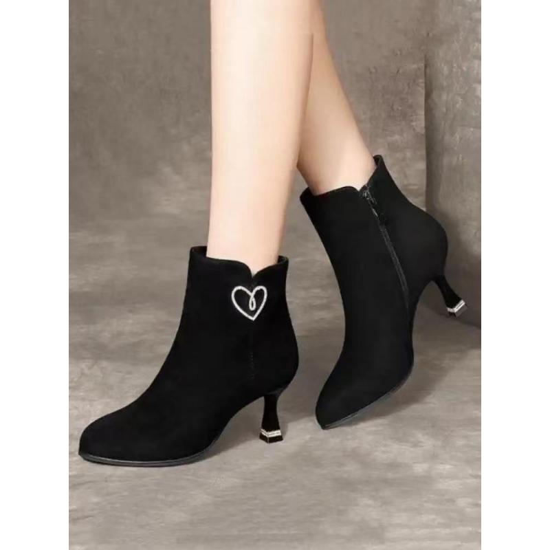 New and Elegant Matte Soft Leather Fashion Women's Boots and Shoes