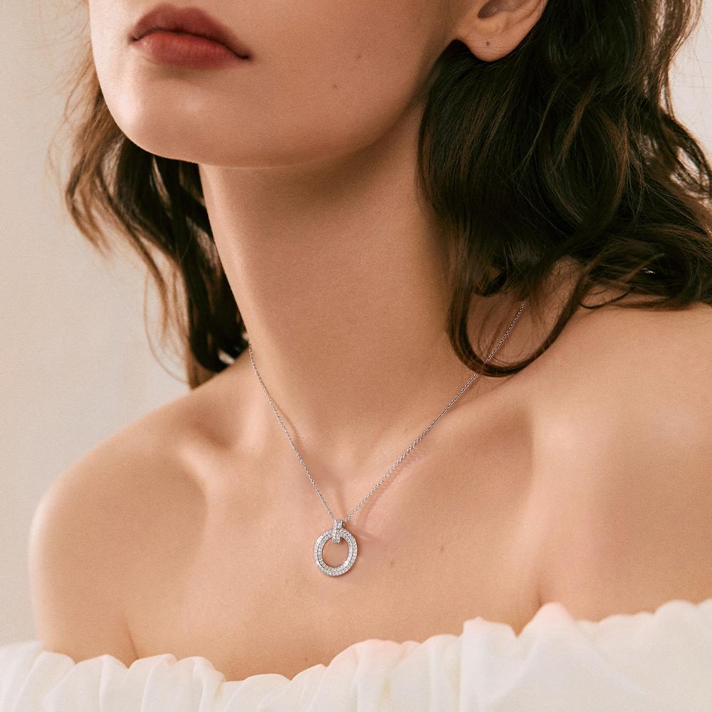 LinkerLove Moissanite Pendant Necklace Diamond Circle Pendant Chain for Women S925 Silver Choker Necklace Fine Jewelry