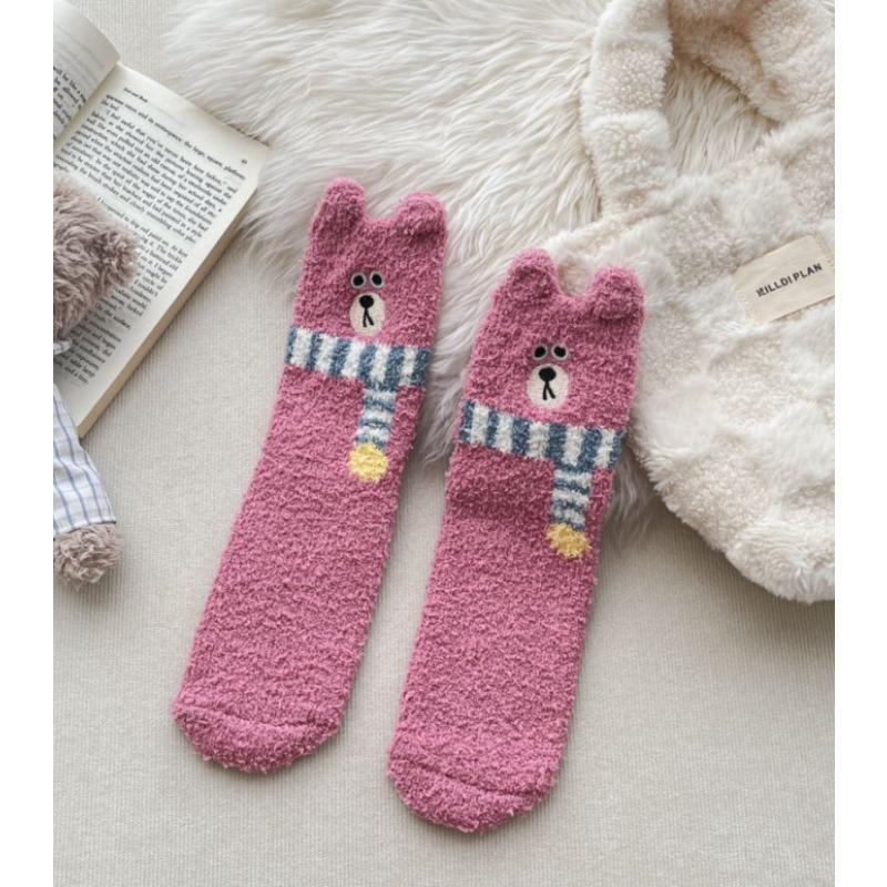 

Autumn and Winter Coral Fleece Socks, Three-dimensional Ears, Scarves, Bear Socks, Non-shedding Half-fleece Socks, Warm Thickened Floor Socks 1 pair