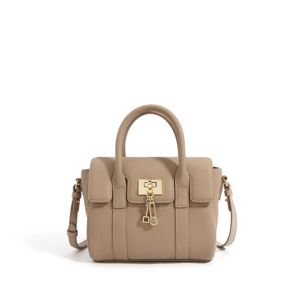 2025 niche design new commuter mailman handbag trend high sense fashion shoulder blood messenger small bag