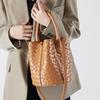 Neue Stil Damen Tasche Echtes Leder Handtasche Damen Vielseitige Gestrickte Bucket Ein Schulter Umhängetasche Damen