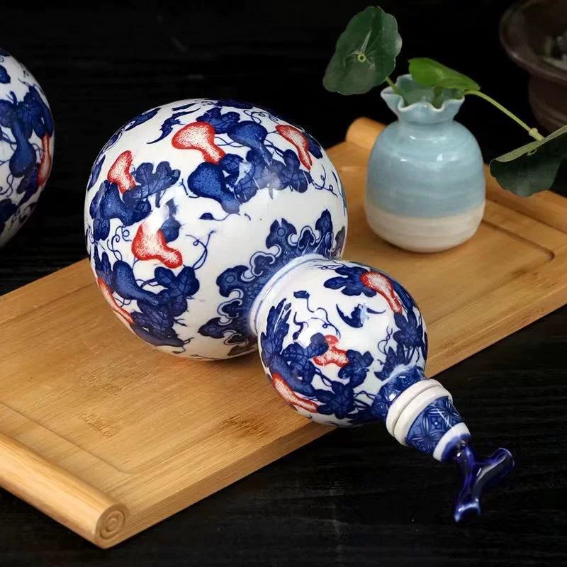 Jingdezhen Blue & White Gourd Vase: Ceramic Underglaze Red Wine, Oil, Vinegar Pot & Double-Layer Storage Jar Ornament.