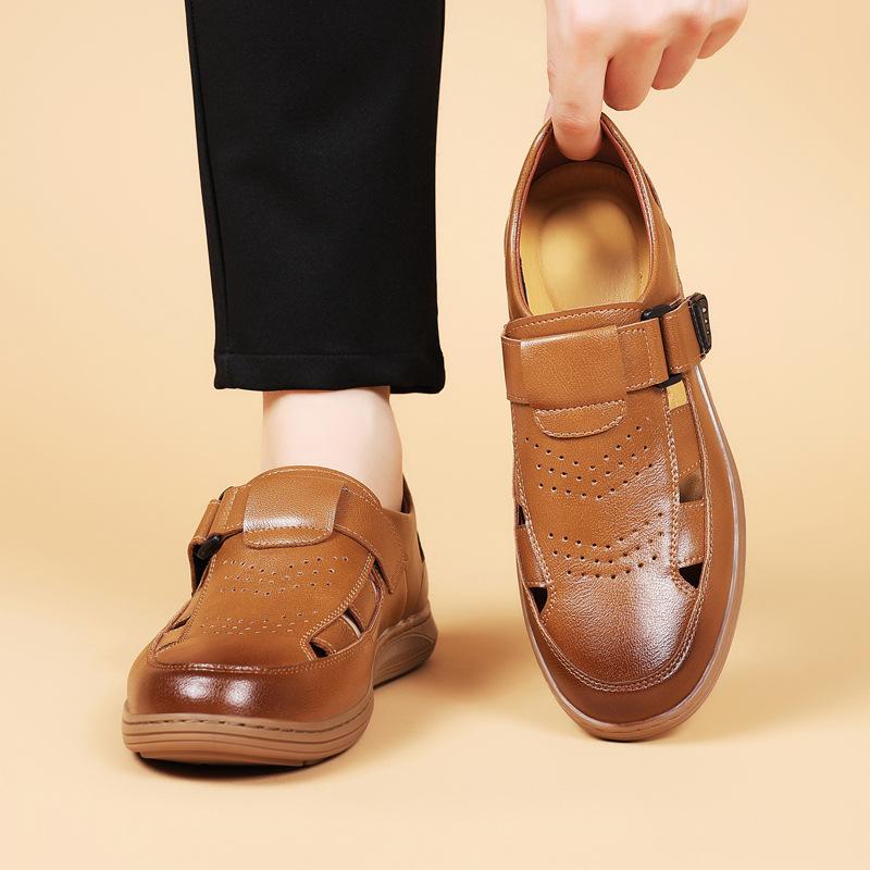 Fashion 2025 Summer New Solid Color Leather Sandals for Men Fashion Casual Designer Beach Shoes Male Beef Tendon Sole Shoes Man