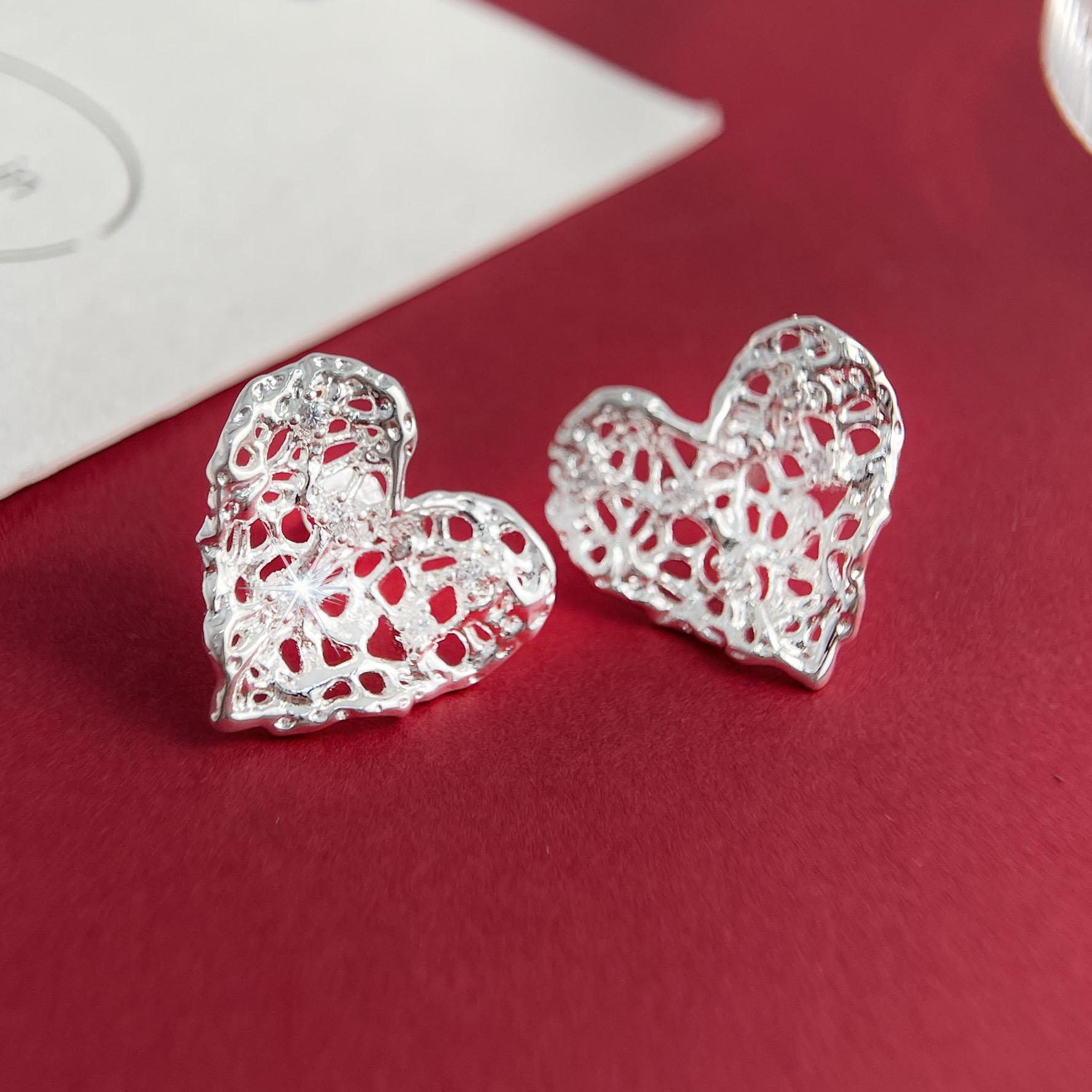 

925 Sterling Silver Earrings For Women Trendy Simple Sparckling Heart Zircon Earring Jewelry Prevent Allergy Party Accessories