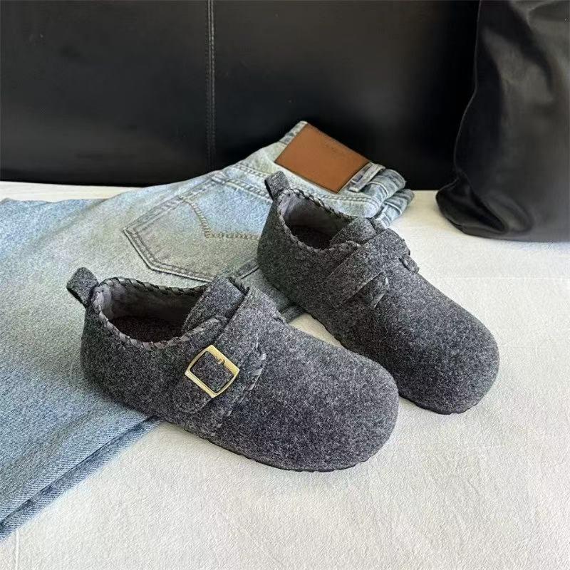 Winter New Retro Casual Velvet Warm Women's Round Head Versatile One-pedal Flat Single Shoes