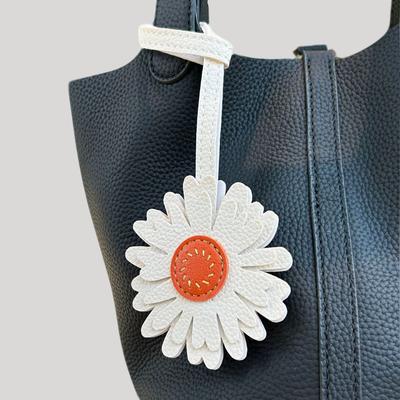 Handmade Cutting Sewing Small Daisy Bag Pendant Sunflower Leather Car Keychain Pendant
