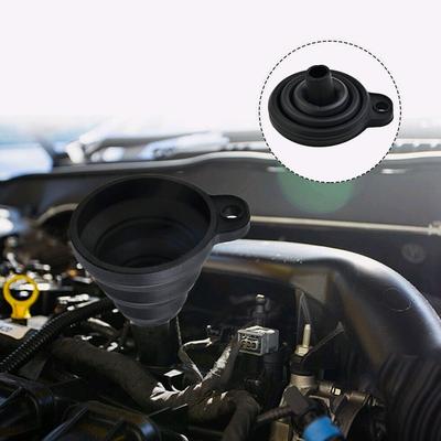 1Pc Universal Car Engine Liquid Funnel Washer Fluid Change Tool Silicone Foldable Portable Auto Funnel Car Oil Filling Equipment