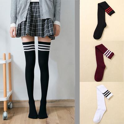 Lange Socken mit drei Streifen und über dem Knie College-Stil Performance Tanz Damen Druck Baumwollstrumpf
