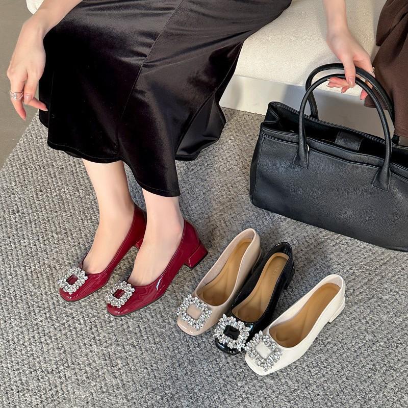 Korean version patent leather square head rhinestone thick heel shallow mouth single shoes women's 2025 new spring and autumn versatile one-pedal