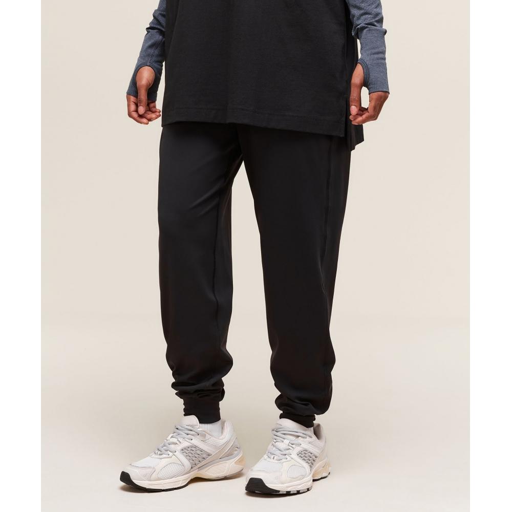 Gymshark Kryté tepláky Černé B2c5o Bb2j