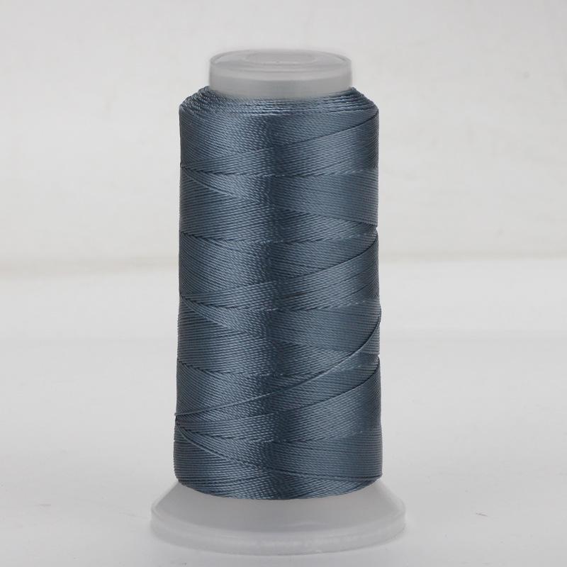 Czerwony pleciony sznurek 0,8 mm 18-żyłowy do nawlekania koralików, węzłów chińskich, frędzli, owijania drutem i bransoletek DIY.