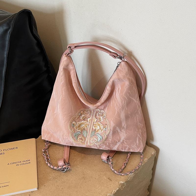 

New Chinese style national style large-capacity bag women s 2024 summer new trendy shoulder bag versatile foreign style commuting backpack рожевий