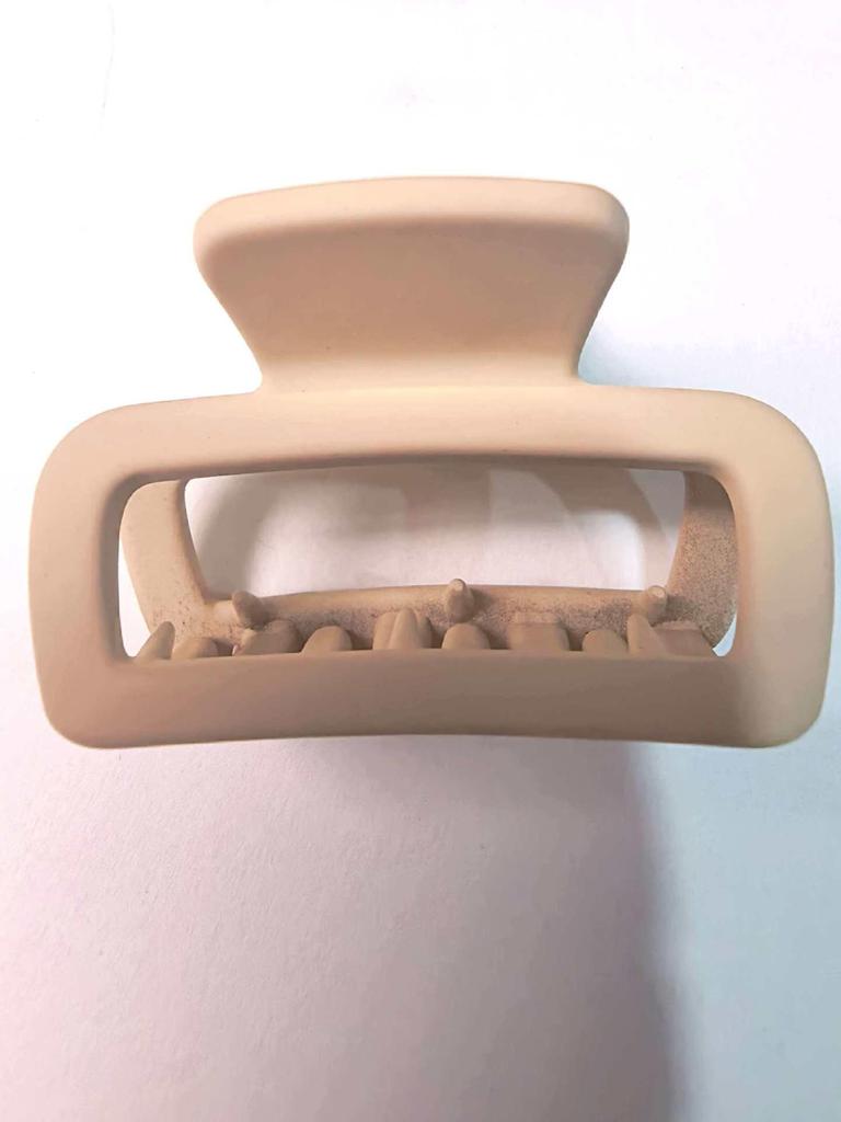 4cm Frosted Milk Coffee Hair Claw Clip for Women’s Updo – Small, Simple, Shark Design