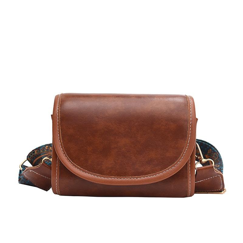 New Retro Women's Bag Fashionable and Simple Shoulder Bag Women's Autumn Messenger Bag Small Square Bag Women's Bag