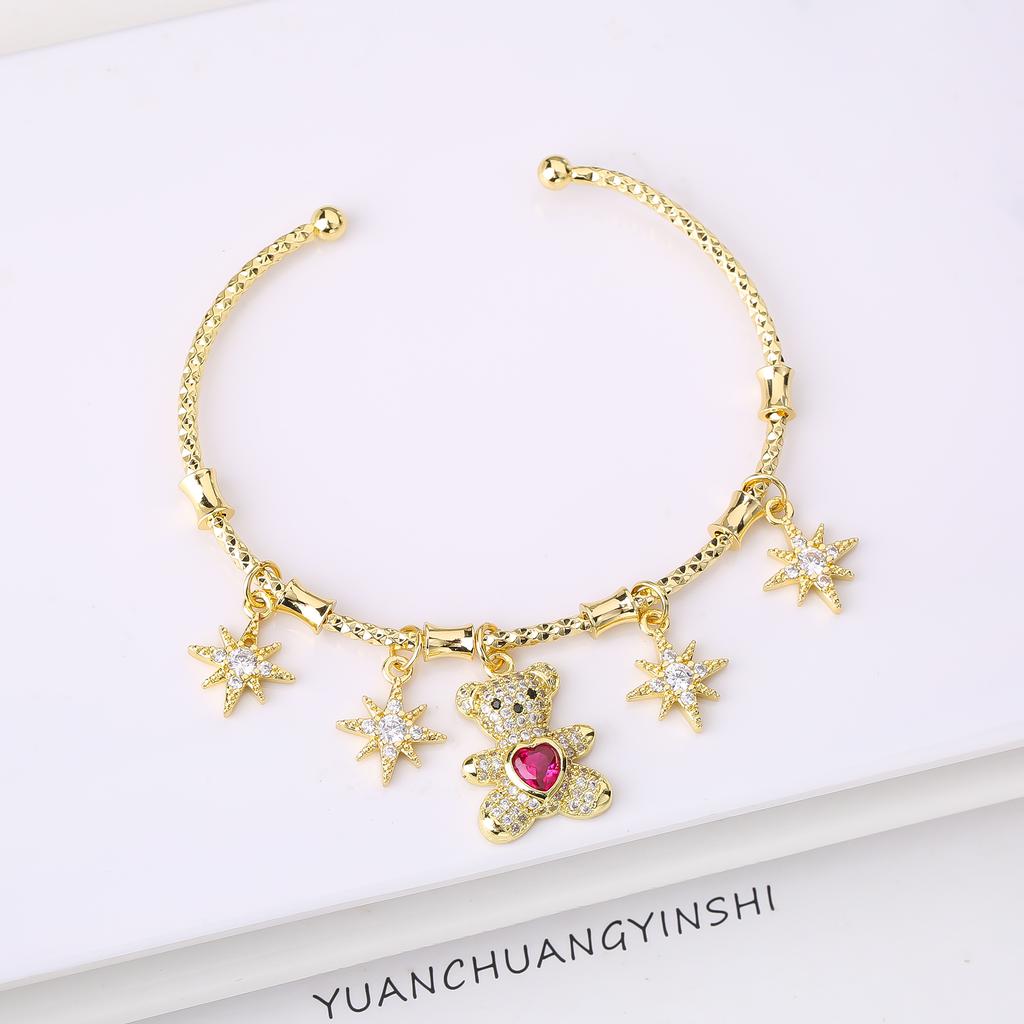 Heart-Shaped Crystal Bear Animal Candy Bracelet for Women Copper Gold Plated Hoops Zircon Bangles Dainty Jewelry Party Gifts
