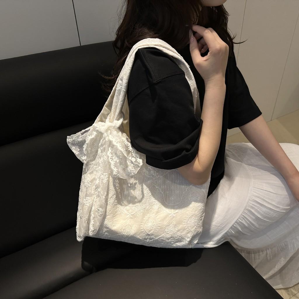 Simple Solid Color Flower Lace Women Casual Shoulder Bag For Urban Fashion