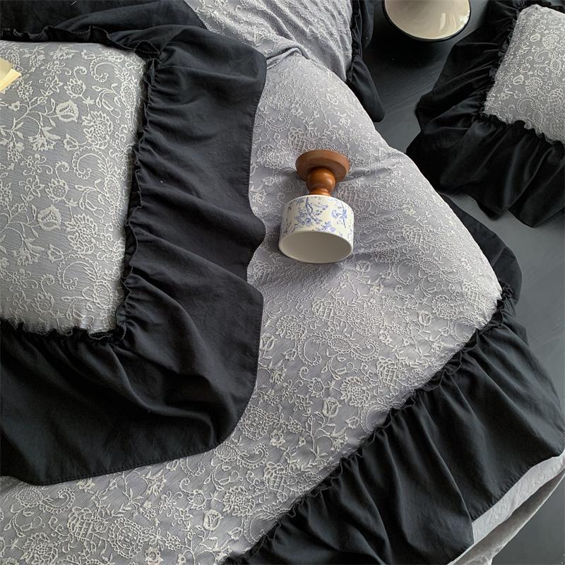 Jacquard Duvet Cover Set with Black Ruffles Brushed Bedding Set Single/Queen/King Size Solid Color parure de lit Luxury Bedding