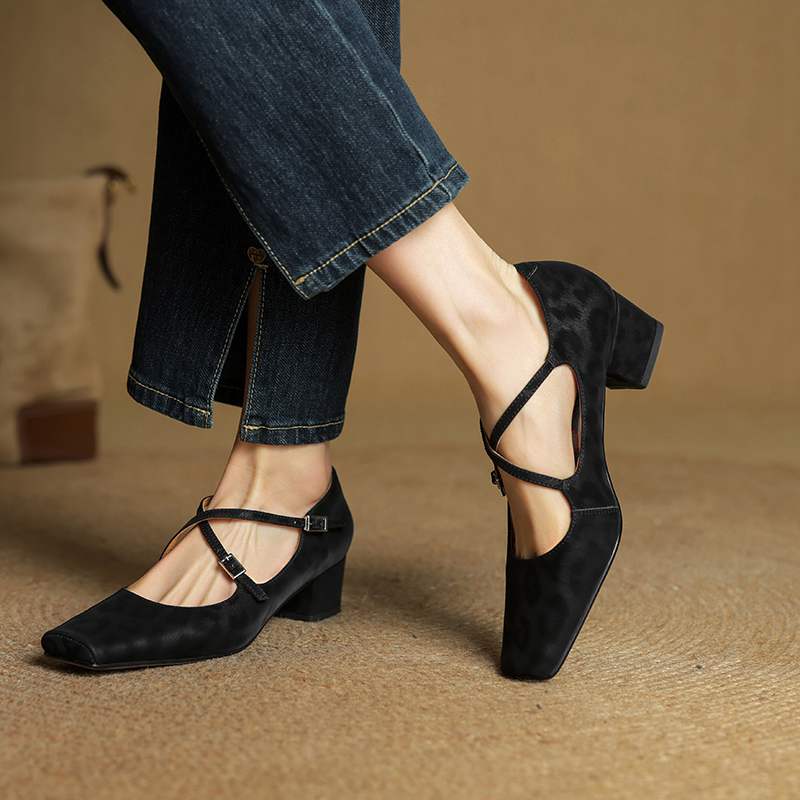 Krazing Pot Full Grain Leather Fashion Spring Autumn Med Heels Women Square Toe Buckle Straps Shoes Leopard Shallow Pumps