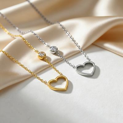 18K Gold Plated Hollow Love Heart Pendant Necklaces for Women Stainless Steel Clavicle Chain Necklace Trendy Jewelry Gifts