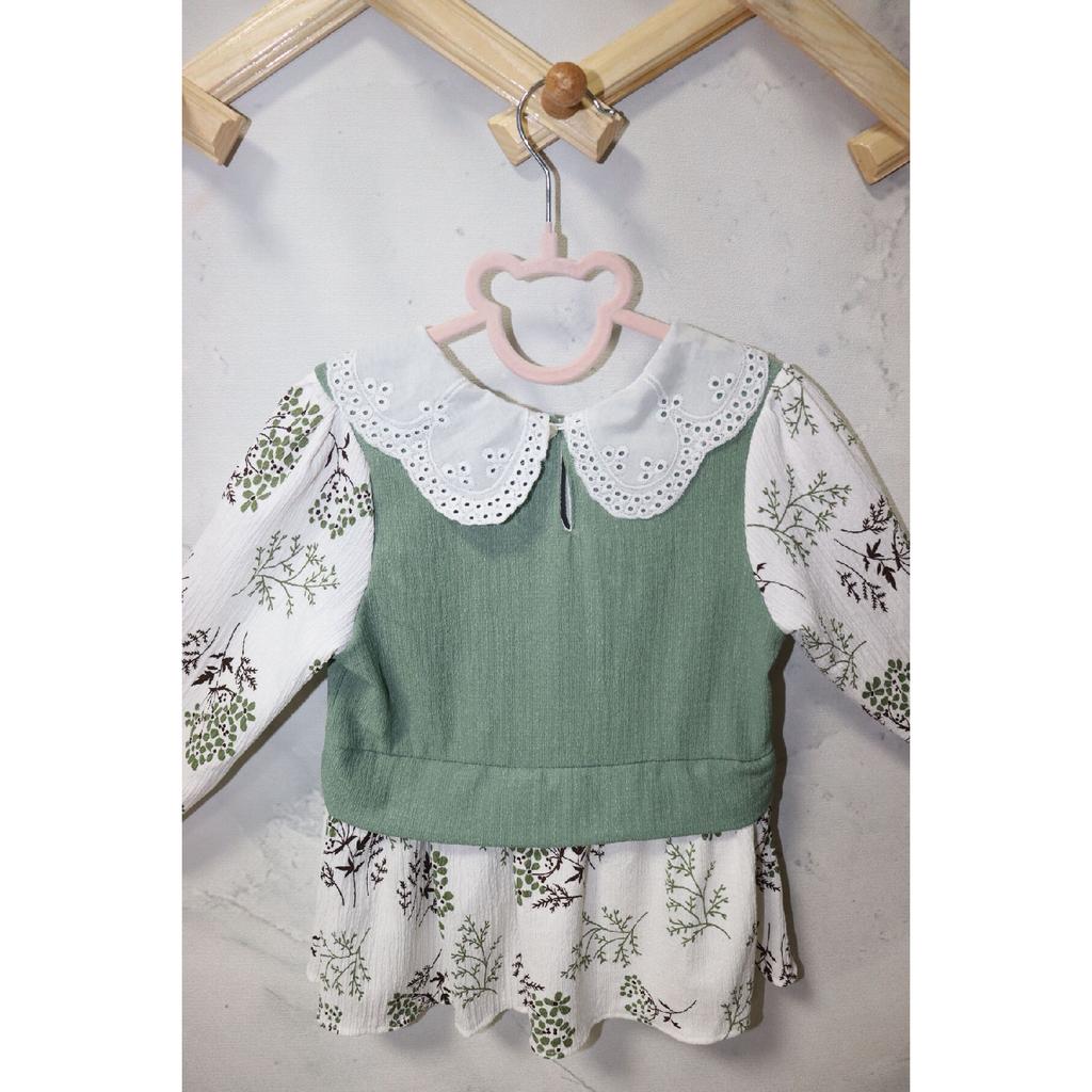 Stilig binærsett for jenter - Blomstermønstret bluse og moderne bukser