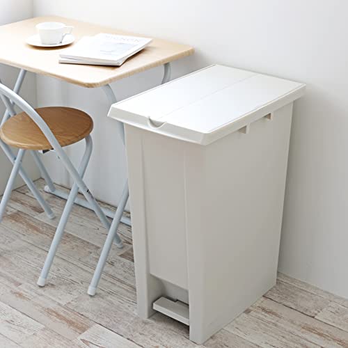 Captain Stag Pedal Pail #70, Double-Door, White, Made In Japan, UY-7058