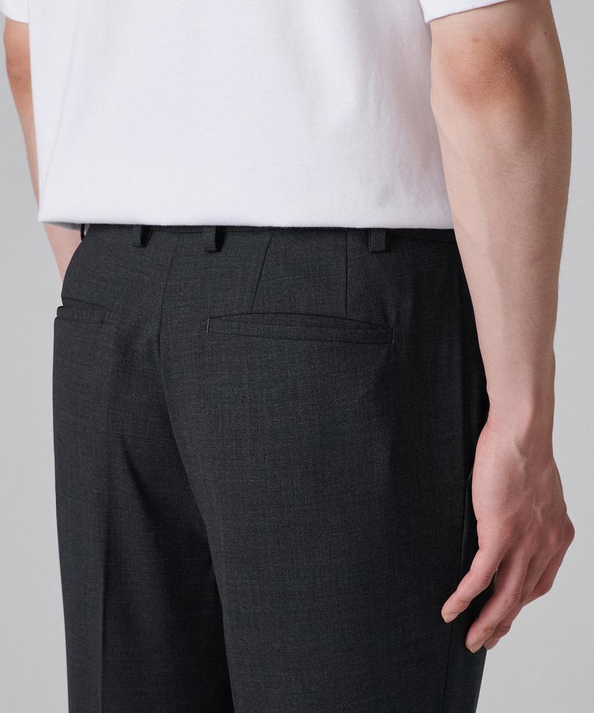 MUSINSA STANDARD Summer Wool Relaxed Tapered Hidden Banding Crop Slacks [Charcoal Gray]